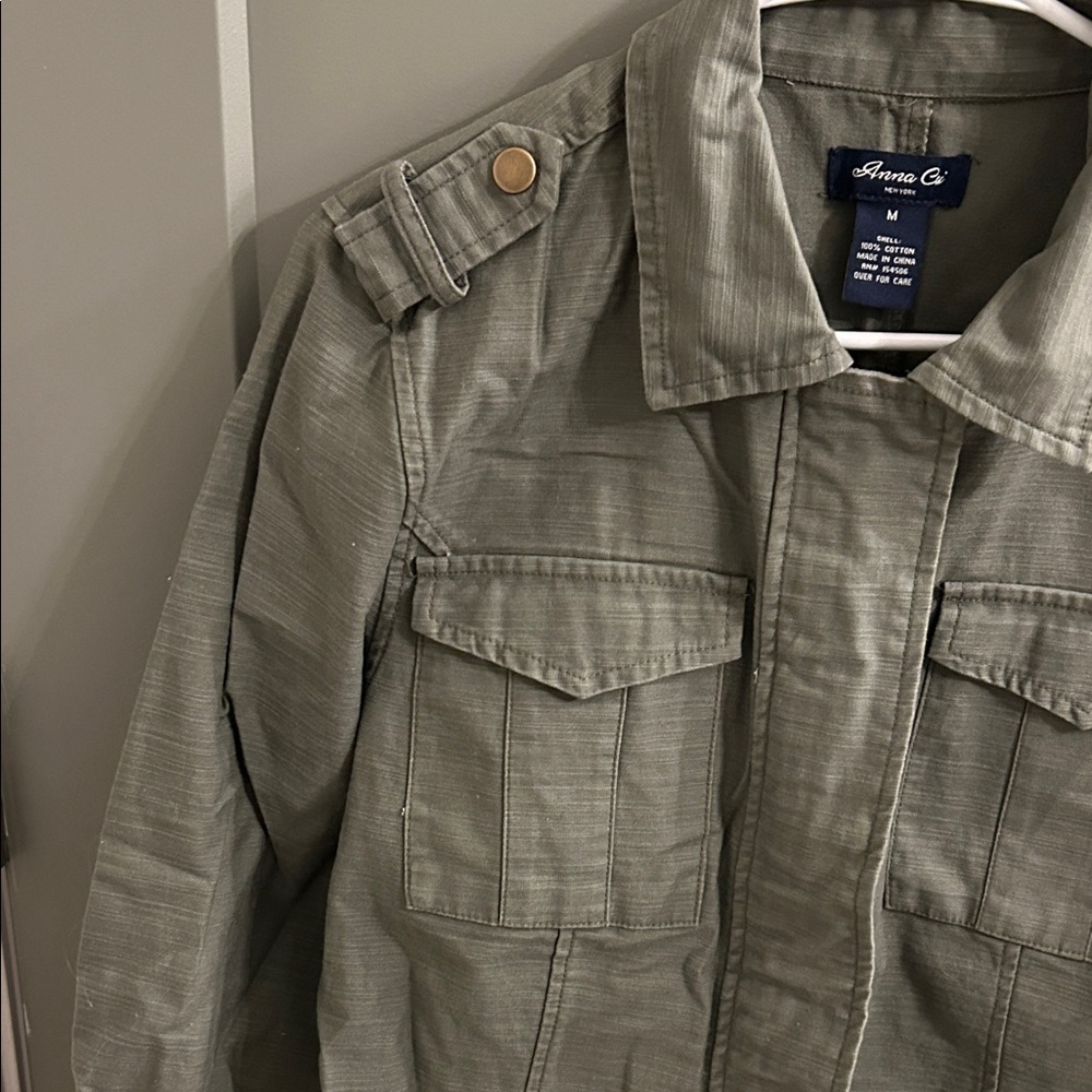 FRANCESCAS ANNA CAI Stylish Olive Utility Jacket SIZE M - Picture 3 of 5